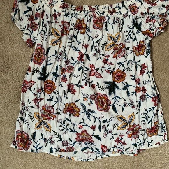Cute patterned Old Navy size medium - Picture 2 of 4